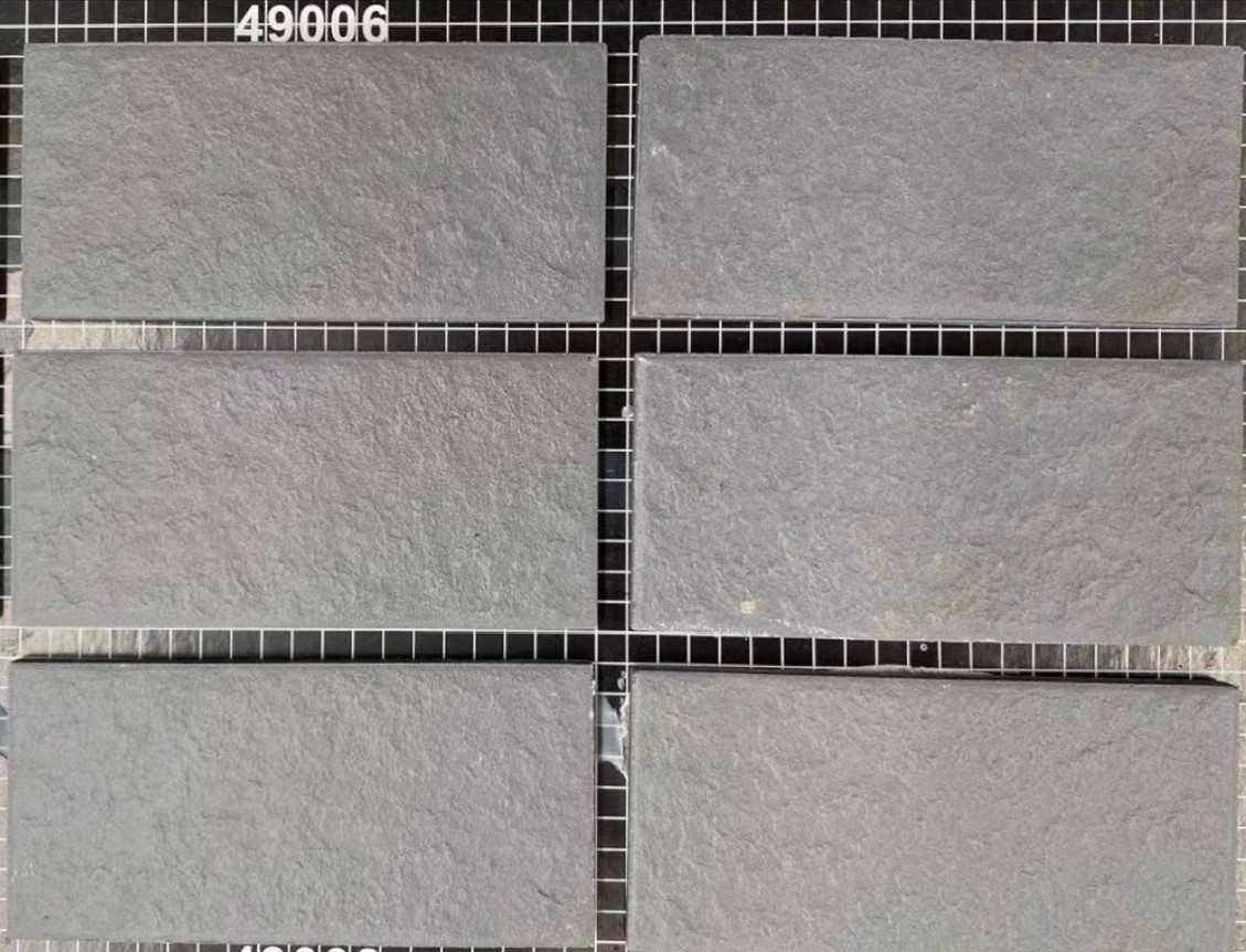 GẠCH THẺ MÃ 49006 KÍCH THƯỚC 45X95 (MM) (MÀU XÁM)